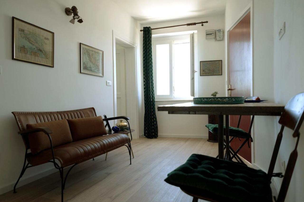 Seaview Apartment Tribalj Εξωτερικό φωτογραφία